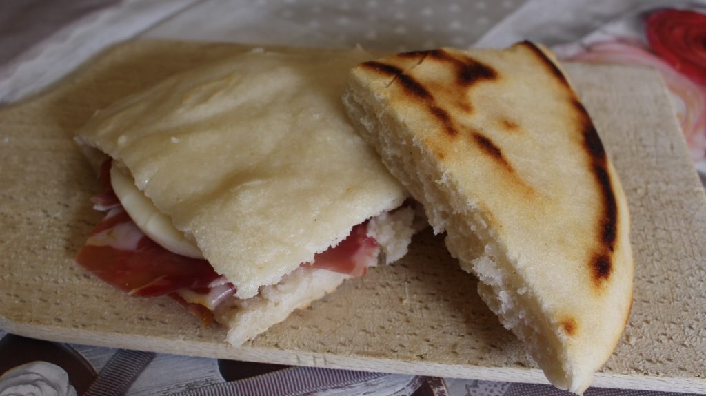 pizza-in-padella-senza-glutine-niche-lattosio