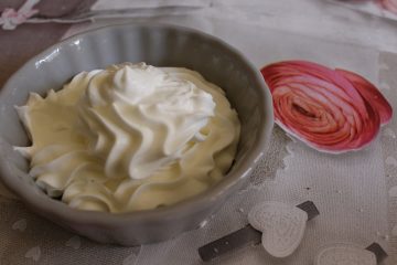mousse-yogurt-greco-senza-nichel-glutine