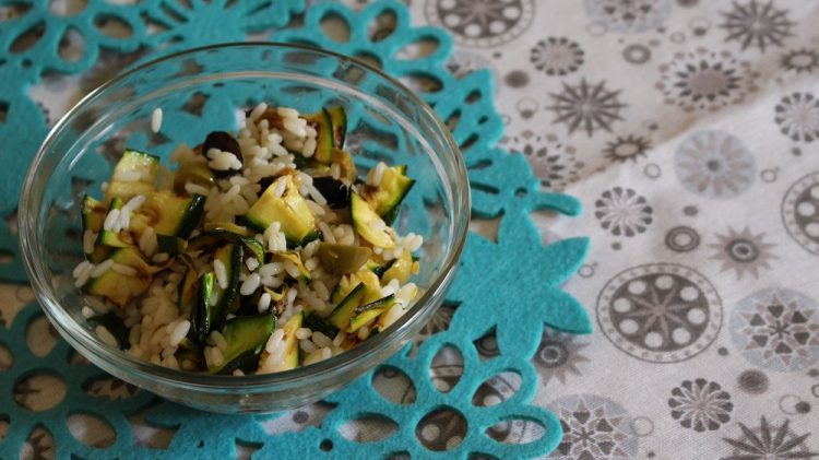 insalata-di-riso-vegan-il-pizzico-di-sale