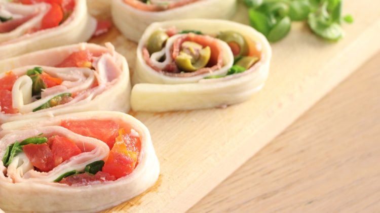 rotolini-mozzarella-farciti-il-pizzico-di-sale