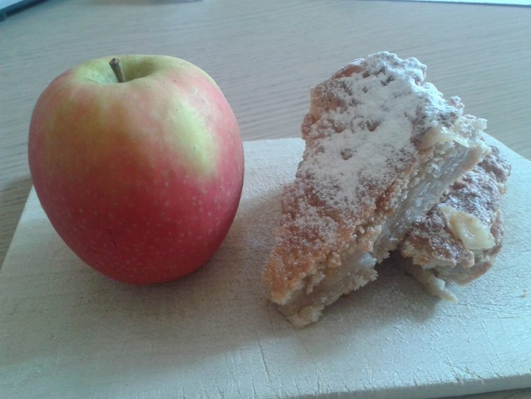 sbriciolata-di-mele-senza-uova-nichel