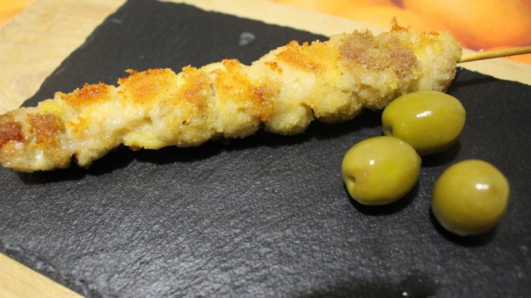 spiedini-di-pollo-impanati-fatti-in-casa