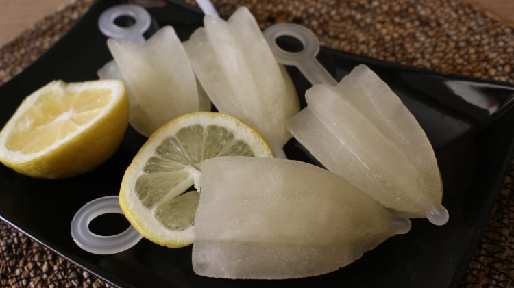 ghiaccioli-al-limone-fatti-in-casa